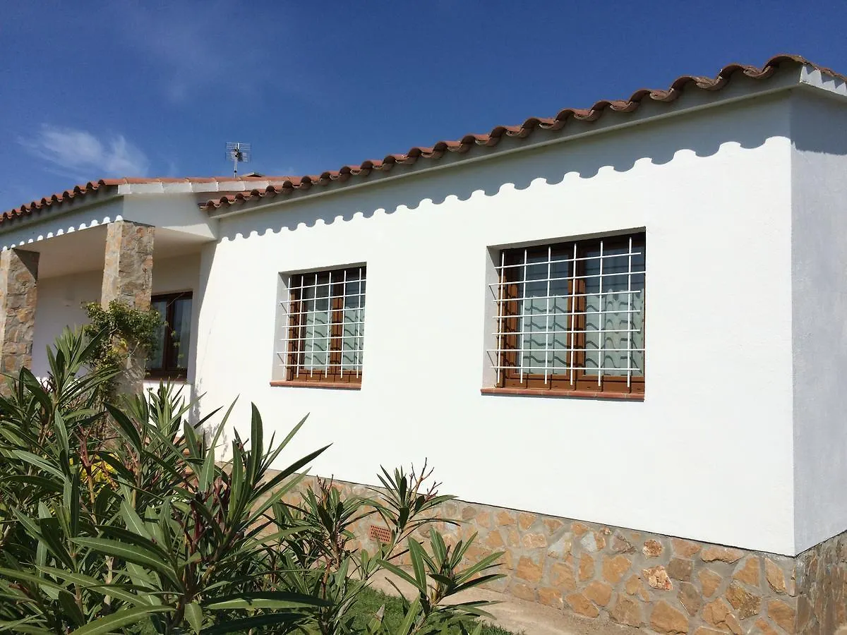 Villa Montserrat 3, Terrace & Pool Sant Marti d'Empuries Vakantiehuis